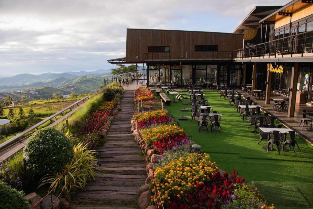 Pino Latte Resort And Hotel Ban Huai Phai Exterior photo
